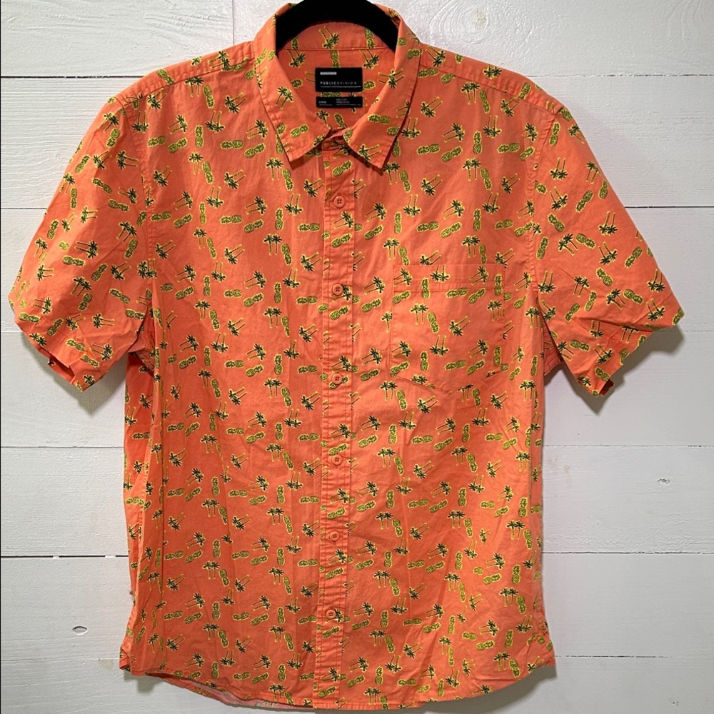 PublicOpinion Peach/Orange Short-Sleeve Button-Down with Tropical Print